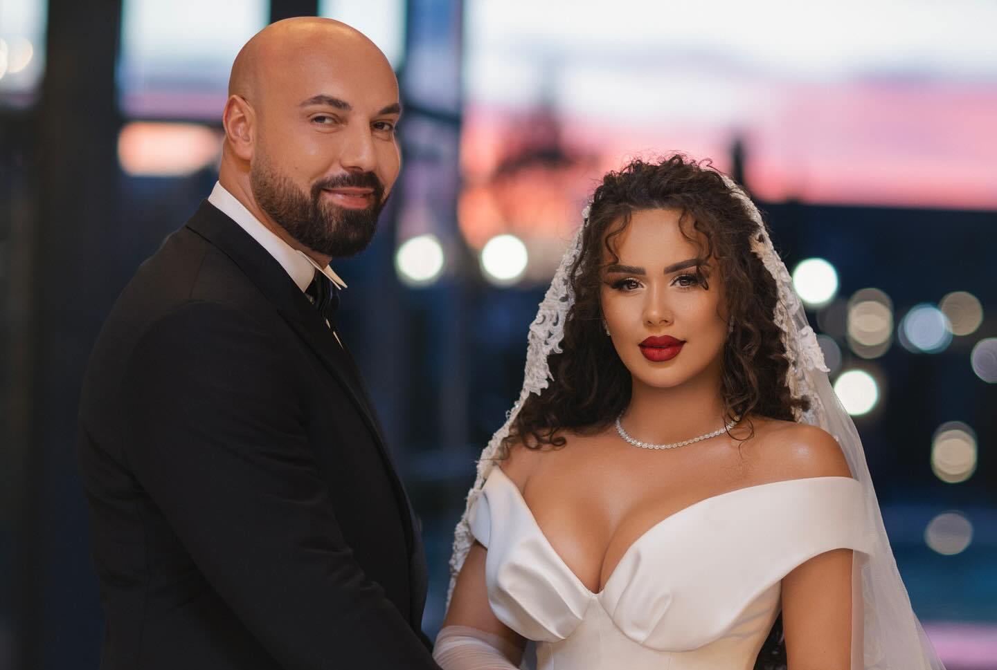 Bashkëshorti i Shkenda Dubovës feston ditëlindjen  pamje më romantike se kurrë