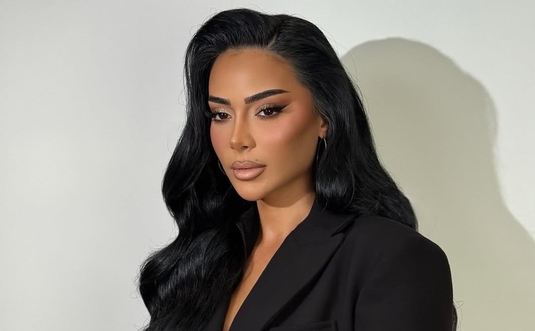 Kaderi e shpoi kërthizën  e mban gjithë këtë vath