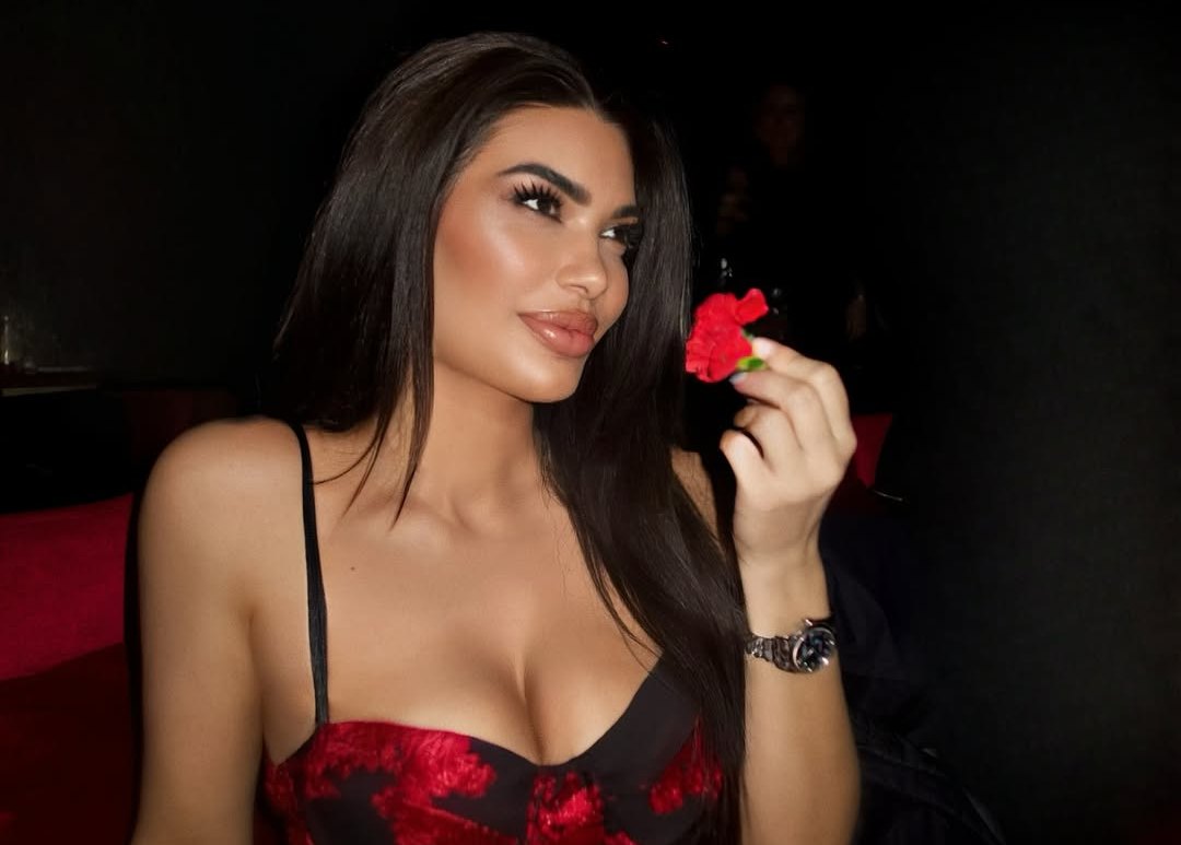 A është Zaimina Vasjari mami më  hot  në showbiz 