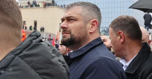 Hoti  Emri im për president u përmend për të tejkaluar ngërçin  Kurti u tentua të shantazhohej