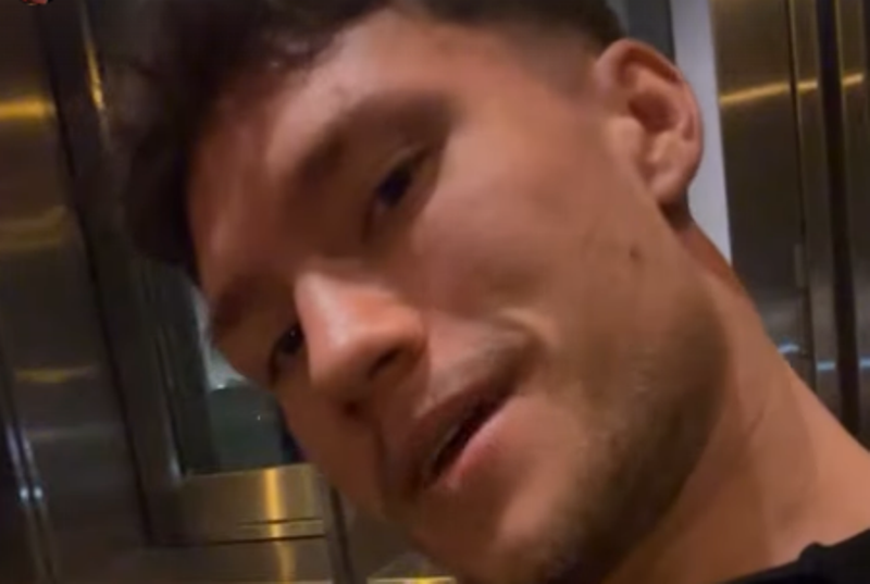 Driloni bllokohet në Dubai  Sapo pashë një raketë  por jemi mirë