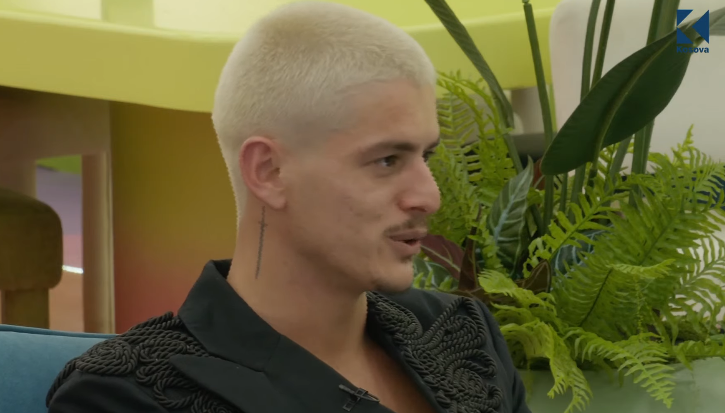 londrimi-flet-hapur-me-cilet-banore-nuk-do-te-mbaj-kontakt-jashte-bbvk