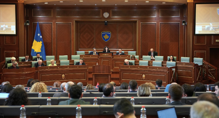 Seanca për zgjedhjen e presidentit mbahet sonte në orën 19 00 