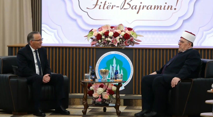 Bedri Hamza i shkon BIK ut në vizitë për Bajram