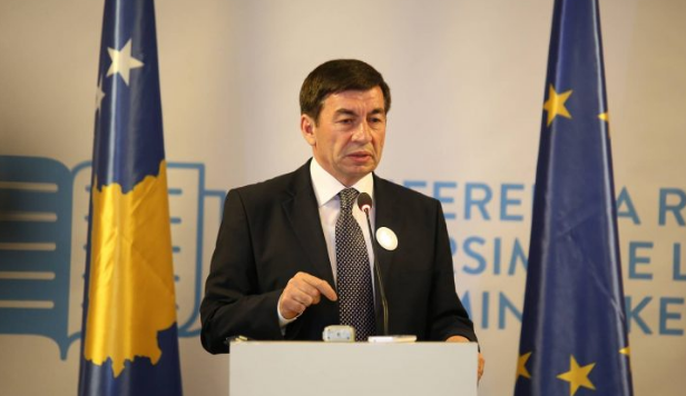 Arsim Bajrami tërheq kandidaturën për president