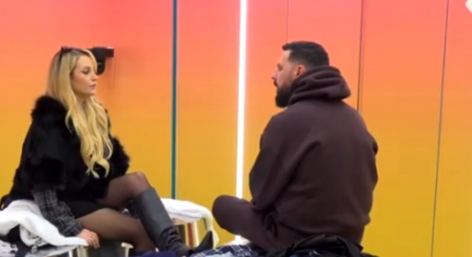 Artani tallet me Mirin për raportin e prishur me Selinin  S je i bukur o burrë  as tru s ke