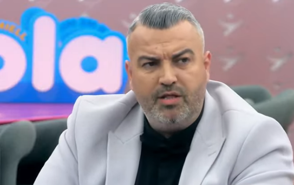  Babai i Selinit në burg     Akuzat e Rogertit lënë pa fjalë të gjithë