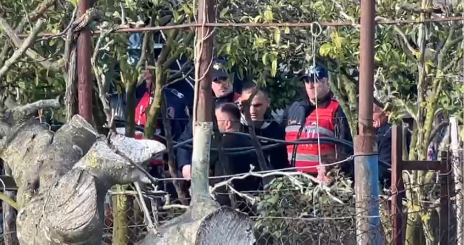 Vrau bashkëshorten dhe më pas veten  publikohet fotoja e çiftit nga Fieri