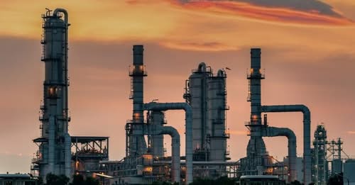 Irani paralajmëron për  veprim të fuqishëm   kërkon evakuime në vendet e naftës në Gjirin Persik