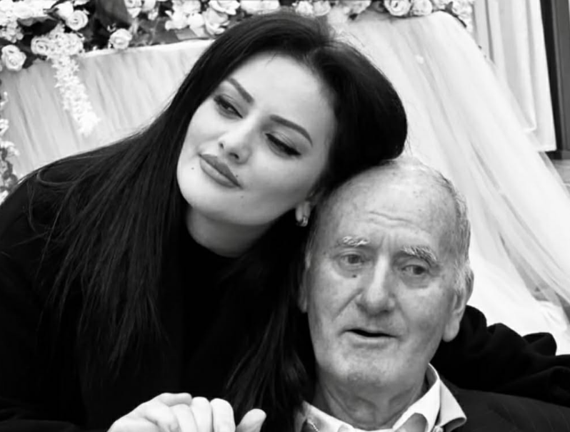 Lule Mustafa vjen me postim prekës pas vdekjes së babait