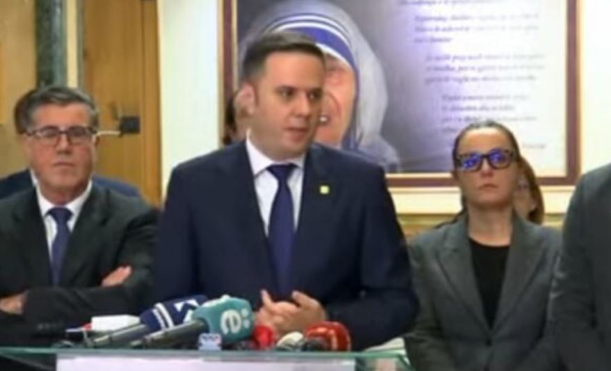 Lumir Abdixhiku tregon se a ka vend Vjosa Osmani në LDK 