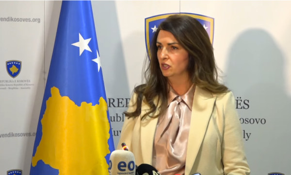 Nagavci  Ia kemi ofruar Vjosa Osmanit 30 nënshkrime  por na refuzoi