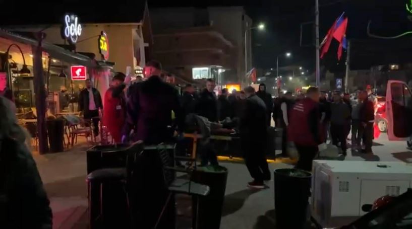 Të shtëna me armë në një kafiteri në Skenderaj  dyshohet për një të plagosur