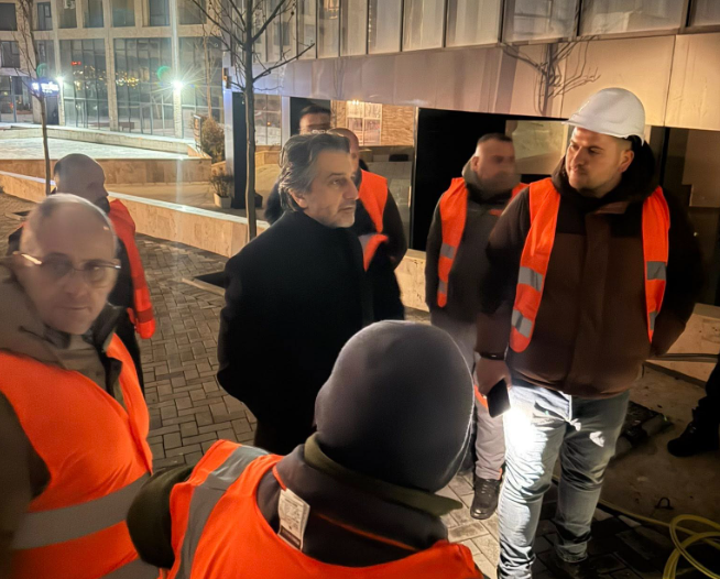 Shembja në Prishtinë  Rama pezullon nga puna inspektorët