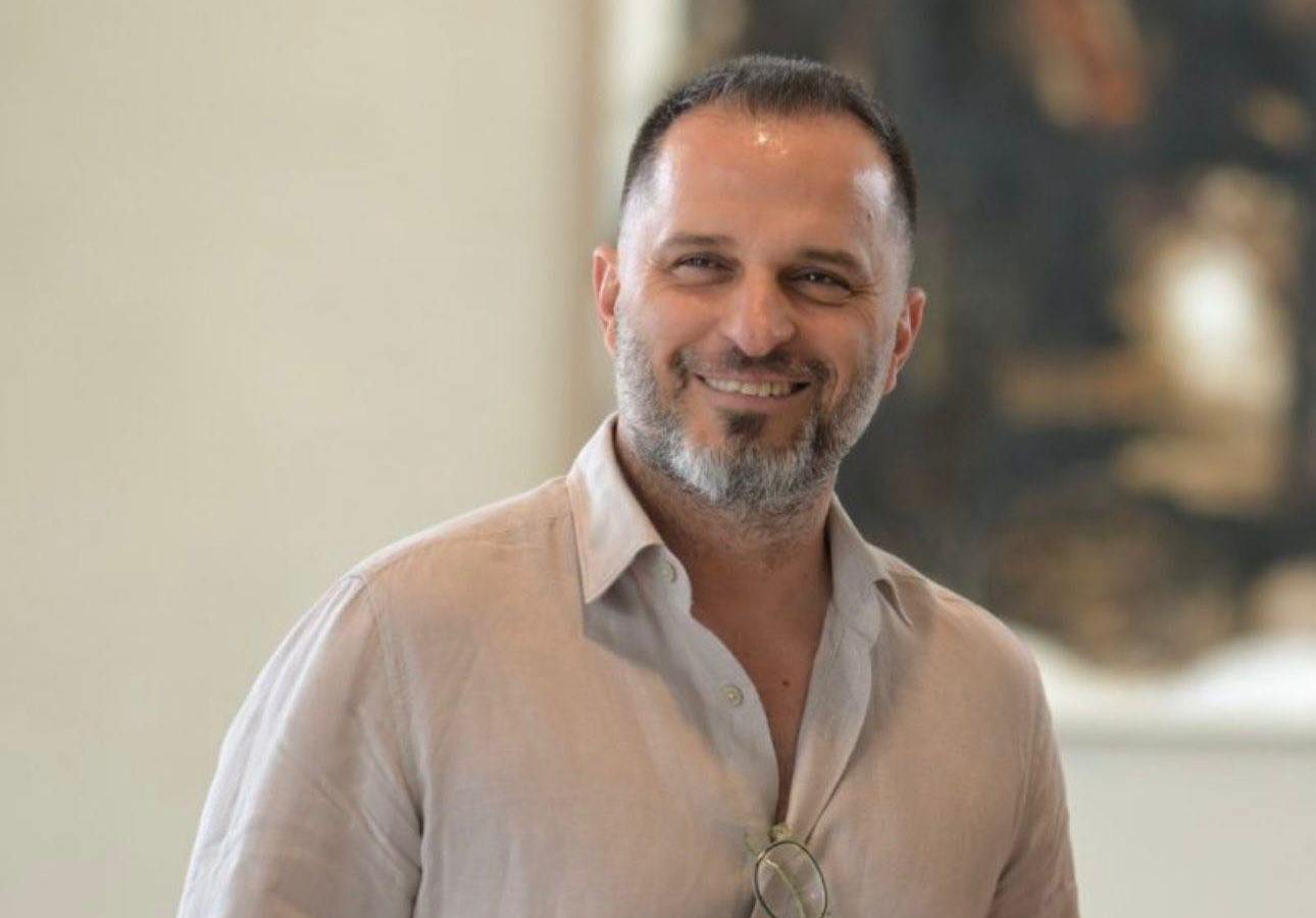 Biznesmeni inovativ Rasim Merlaku feston ditëlindjen  pushtohet nga urime