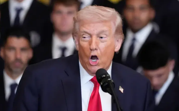 Trump mohon raportimet se pesë aeroplanë amerikanë u shkatërruan