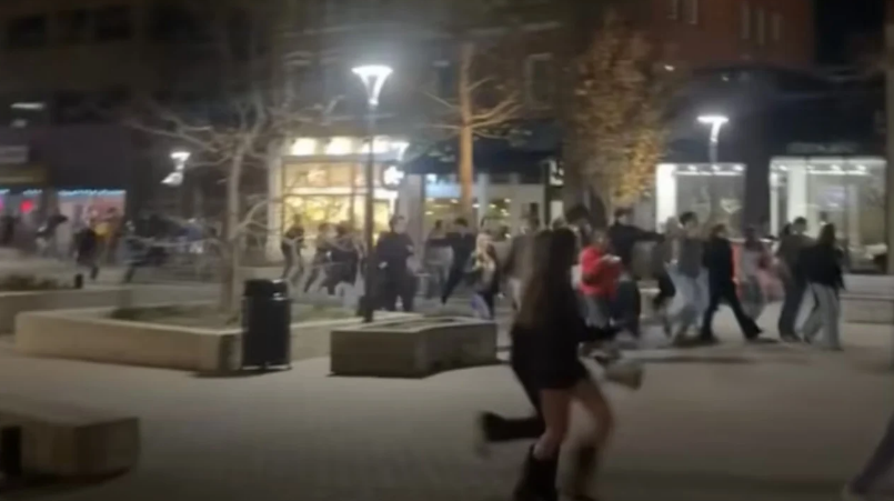 Të shtëna me armë pranë universitetit të Iowa në SHBA  plagosen tre studentë