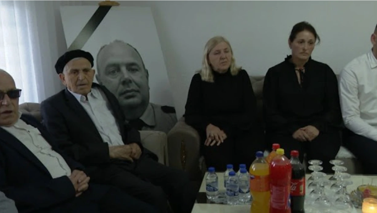 Reagimet e familjarëve të heroit Afrim Bunjaku gjatë procesit të aktgjykimit për rastin e Banjskës