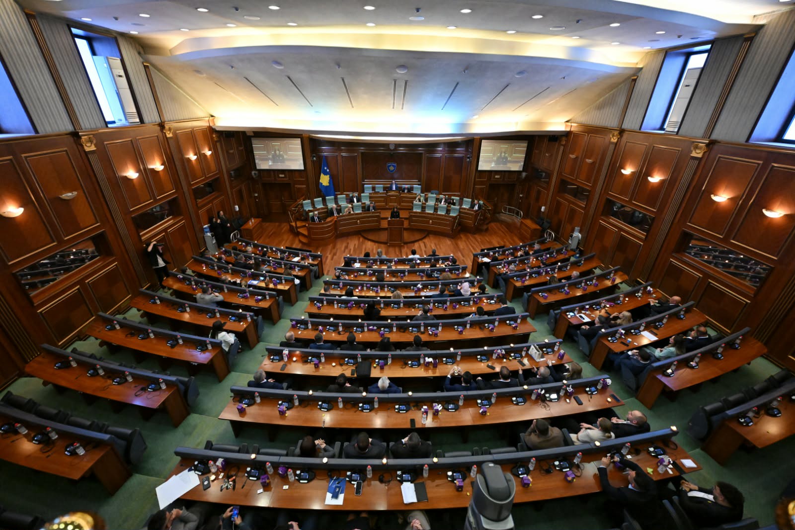 Opozita  S ka komunikim për seancë lidhur me shefin e shtetit