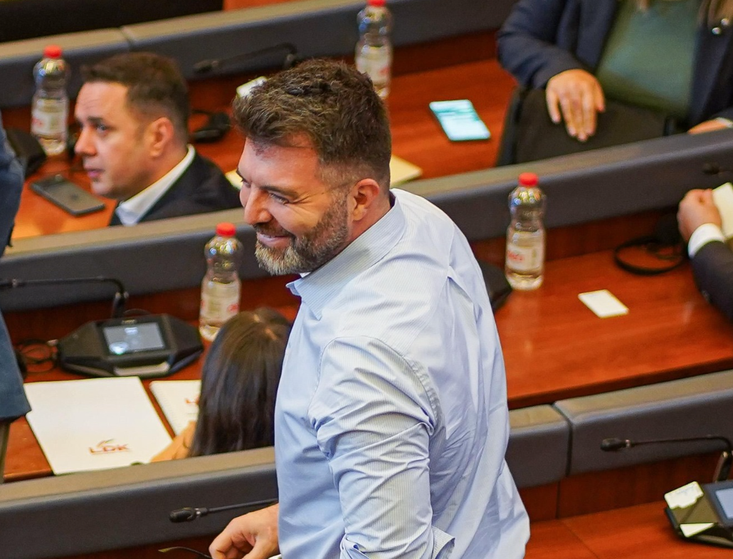 Sadiku i LDK së  Po s bëhet o Albin  63  13 bëjnë 76   të duhen 80