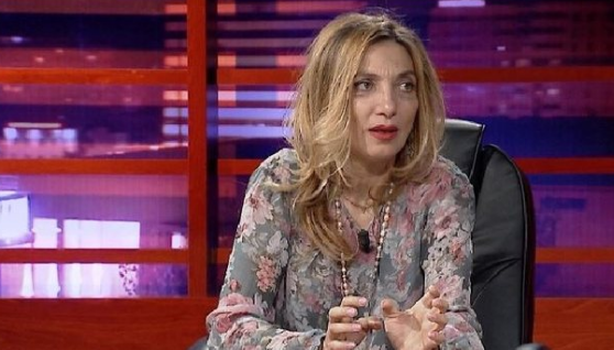 Mimoza Ahmeti tregon historinë e njohjes me partnerin  Nuk ndahem dot 