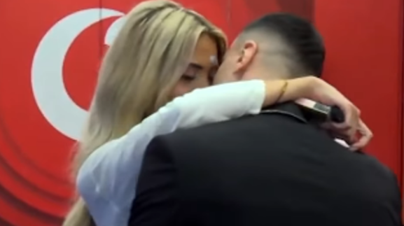 Brikena nga  ajri  ka dy fjalë për Mateon 