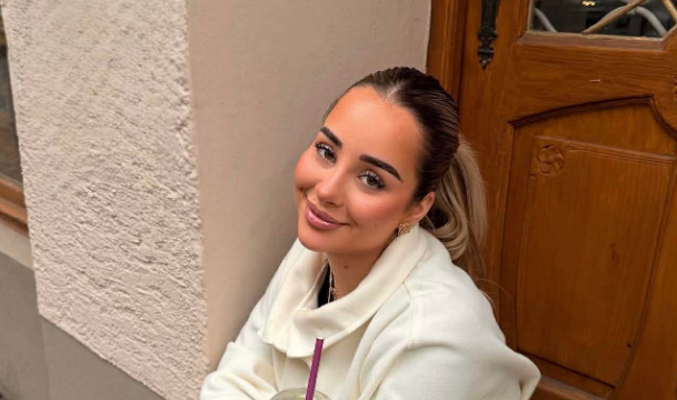 Pas humbjes se xhaxhait shfaqet Elijona  fjalet e saj prekin ndjekesit