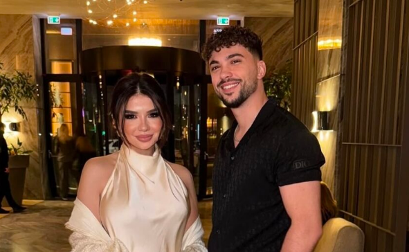 A janë në lidhje Alba dhe Toney 