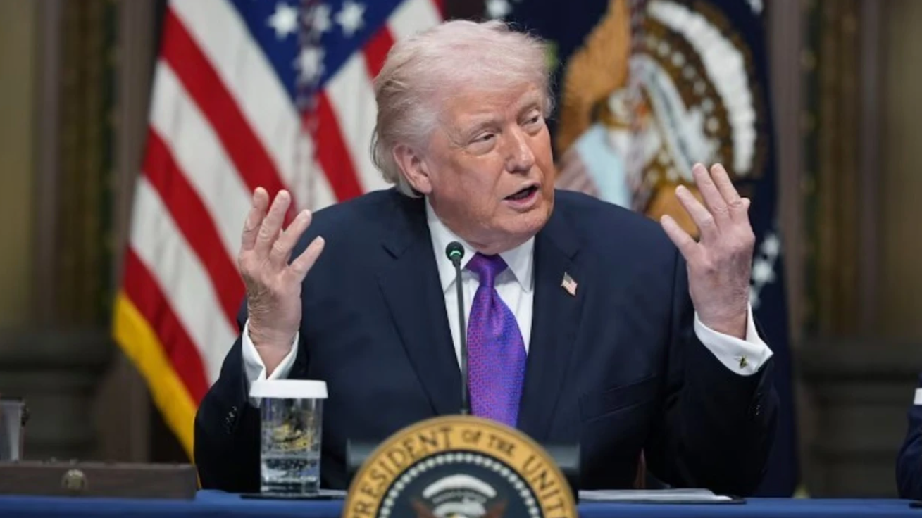 Edhe pse u hap Ngushtica e Hormuzit  Trump  Bllokada ndaj Iranit do të mbetet në fuqi