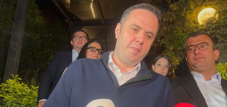 Abdixhiku pas takimit me Osmanin  Shpejt do të vijmë me lajme të mira