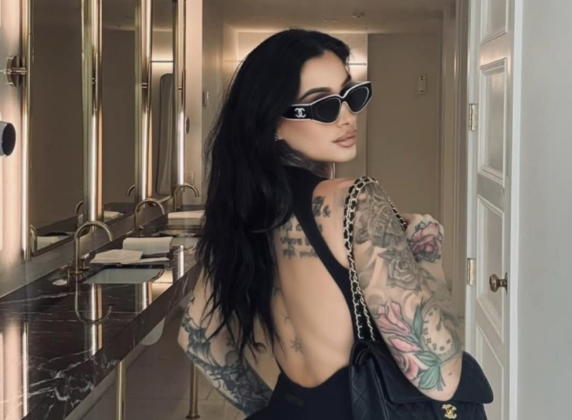 Nuk përmbahet Alby  shfaqet super  hot  në postimin e fundit