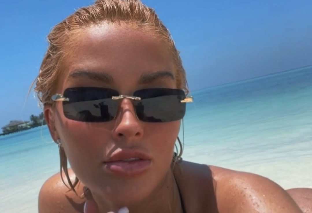 Zbulohet mashkulli që po e shoqëron Dolcen në Maldive 