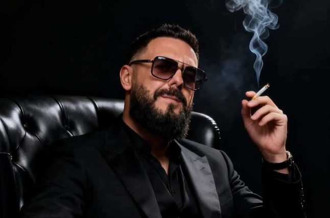 Miri publikon foto pas BBVA   Sytë nuk gënjejnë 