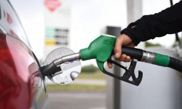 Çmimi i naftës nis të bie pas armëpushimit dyjavor ShBA Iran