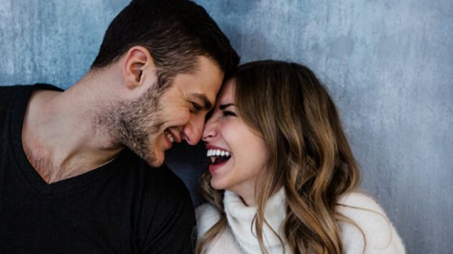 5 shtyllat e dashurisë së qëndrueshme  Sekretet që mbajnë gjallë një marrëdhënie romantike