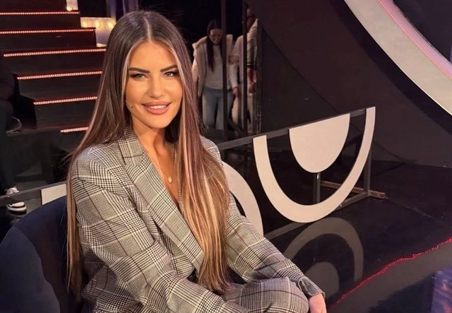 valbona-mhilli-befason-ja-pse-refuzova-ofertat-te-majme-luksoze