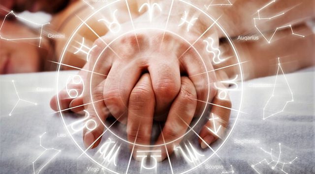 Horoskopi i seksit  Zbuloni shenjat që janë të bekuara nga yjet nën çarçafë këtë fundjavë