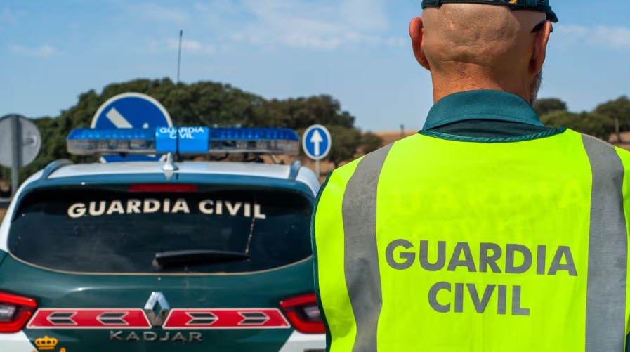 Tragjedi në Spanjë  2 vjeçarja vdes nga nxehtësia  u harrua në veturë për disa orë