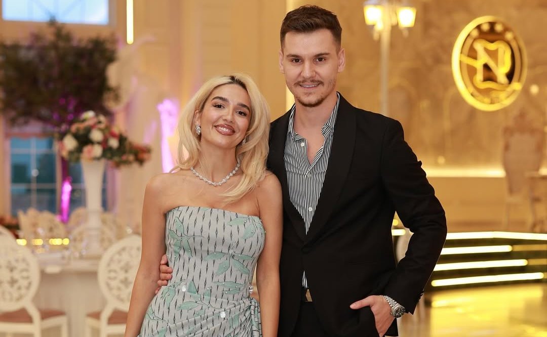 Nuk do besoni cfarë bën Iliriana në  pikë  të natës  Adri publikon videon