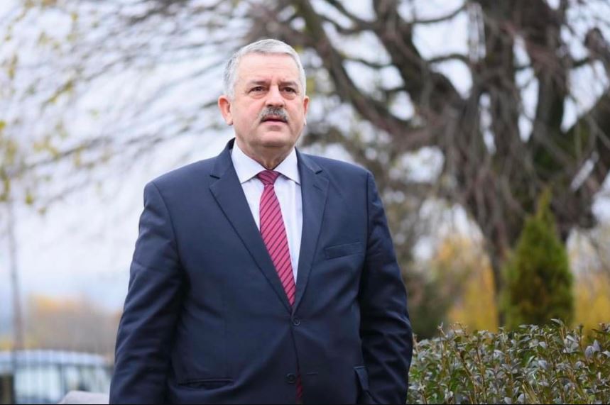 Agim Veliu refuzon kandidaturën për deputet  kritikon lidershipin e LDK së
