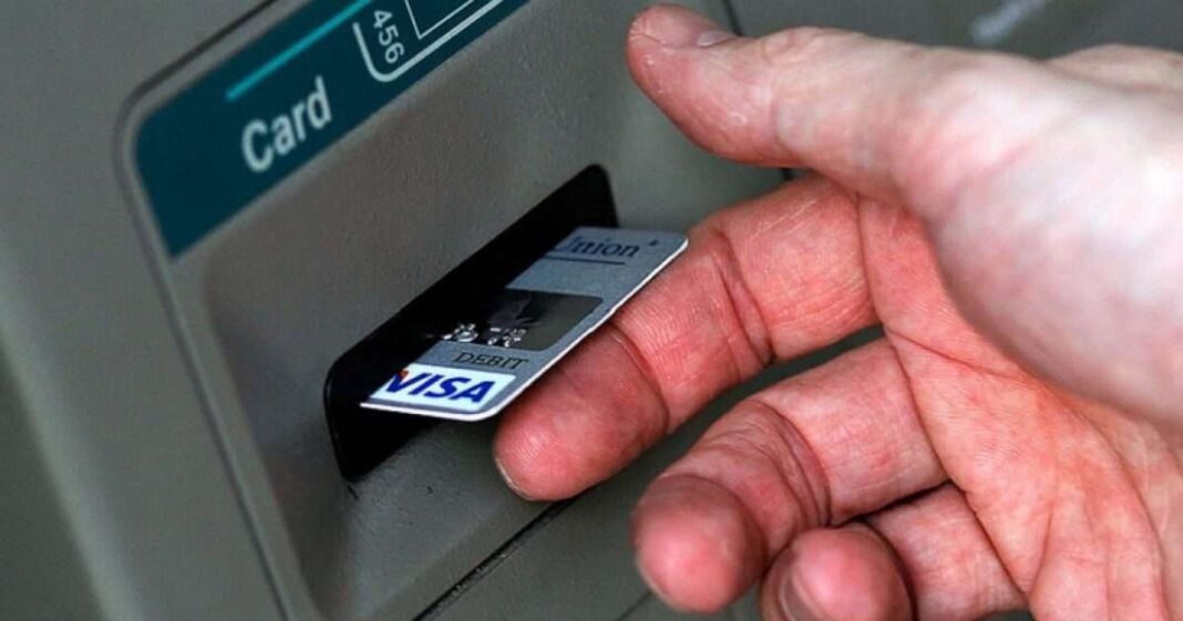 Policia  Mos hapni linqe të dyshimta  rrezik për vjedhjen e të dhënave bankare