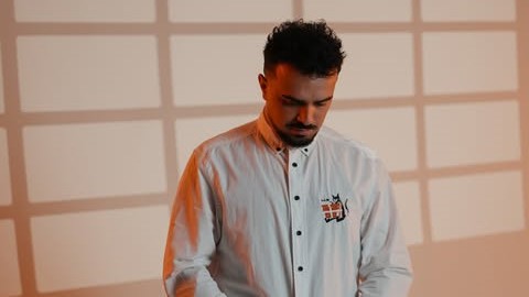 gazetari-kosovar-ia-mbyll-gojen-ermal-mamaqit-pas-reagimit-per-termin-ku-k