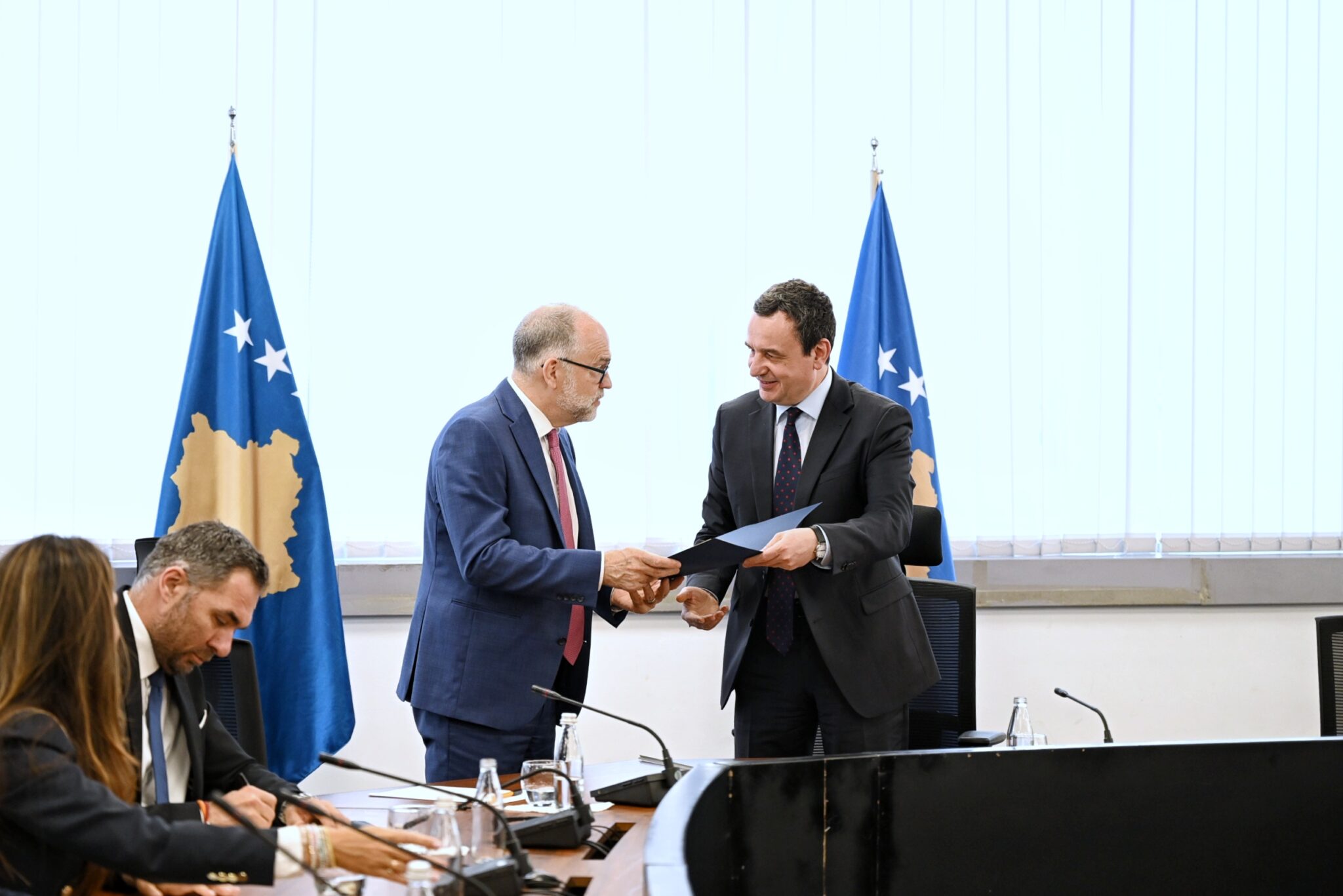 Kurti takon ekipin e OKB së në Kosovë  fokusi te sundimi i ligjit dhe punësimi