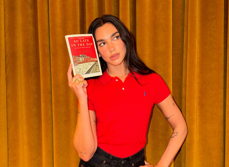 Dua çon pasionin për letërsinë në tjetër nivel  hap bibliotekën e saj të parë