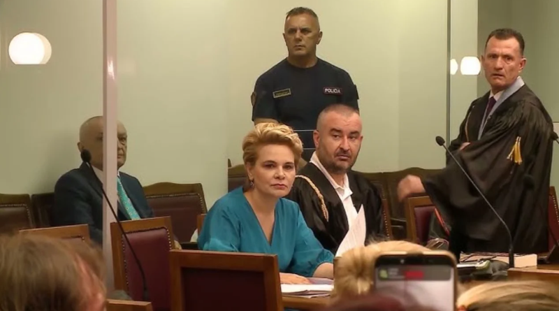 Meta përplaset me Kryemadhin në sallën e gjyqit  ish bashkëshortja  Mos u merr me llafe grash 