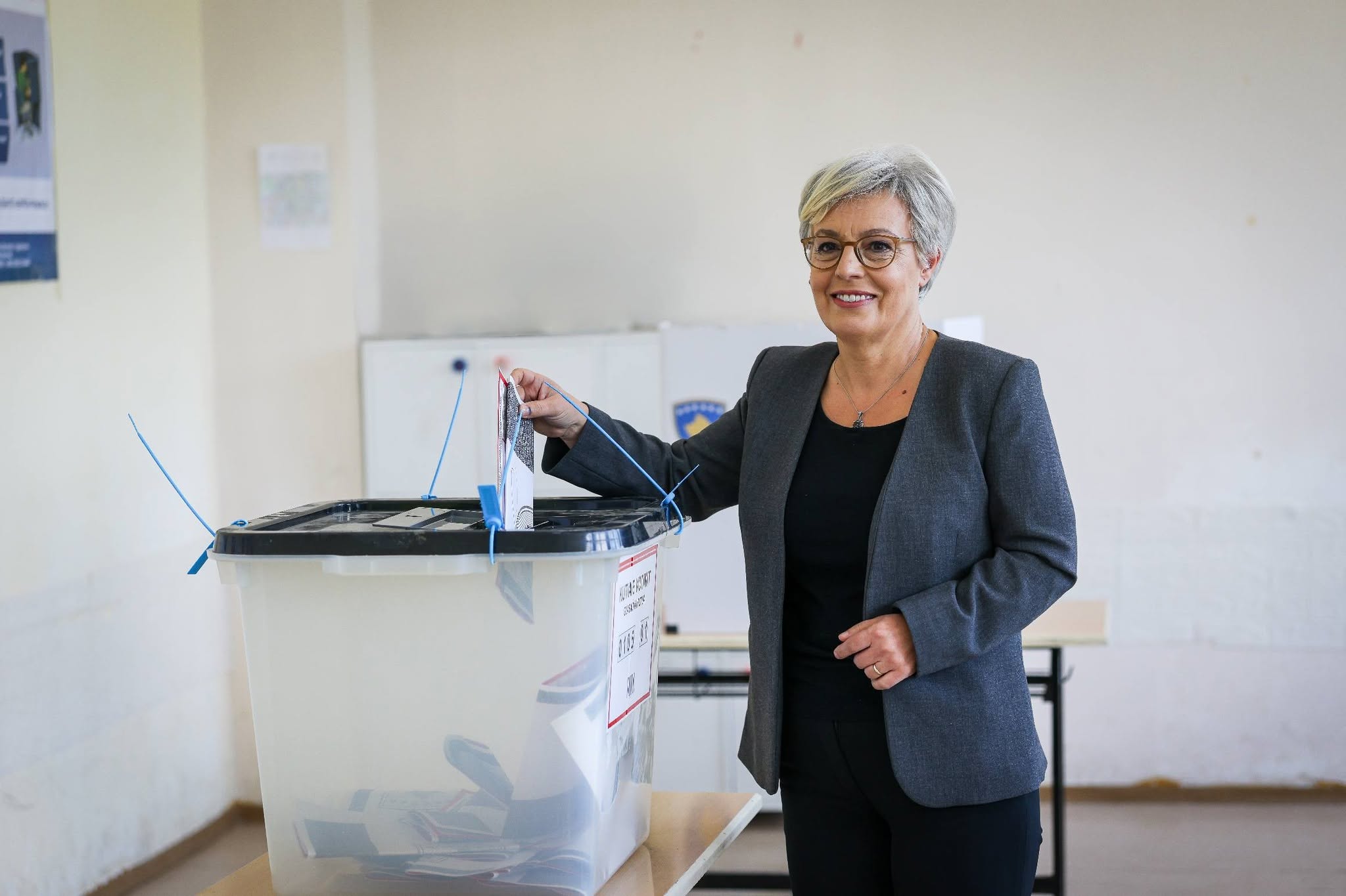 Donika Gërvalla veç me një deputet të partisë së vet mund të jenë në Kuvend
