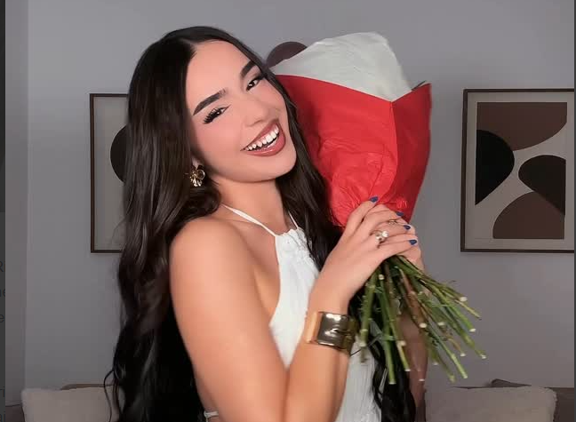 Rita s e fsheh më  Na prezanton për herë të parë bashkëshortin e saj