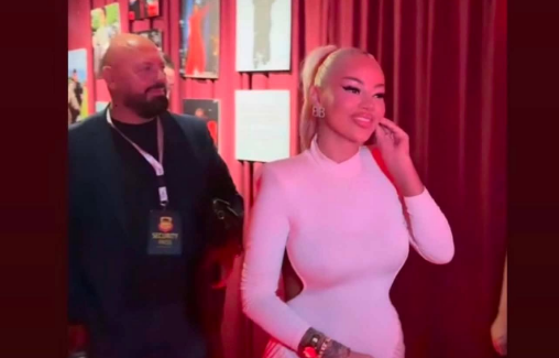 Benita Zena me truproja në eventin e Londrimit  plasin të qeshurat