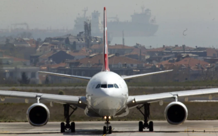 Avioni me 267 pasagjerë përplaset me radarin në Turqi