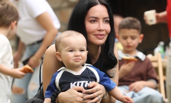 Dafina Zeqiri ndan emocione për fëmijët: Kur pritet ardhja e vogëlushit të dytë? 